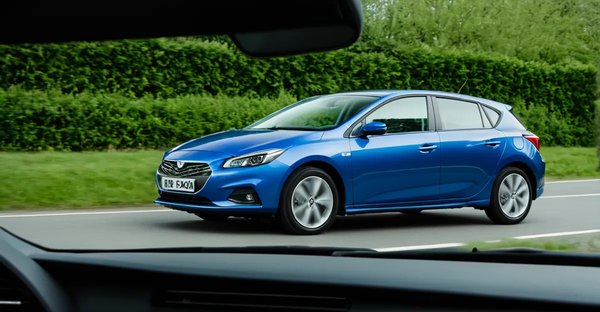 Assurance auto pour auto-entrepreneur : guide pratique et comparatif